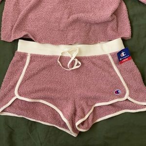 Champion Sherpa Pj Set